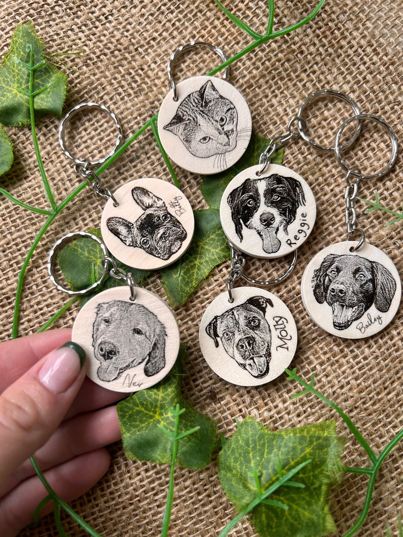 Engraved wood slice keyring