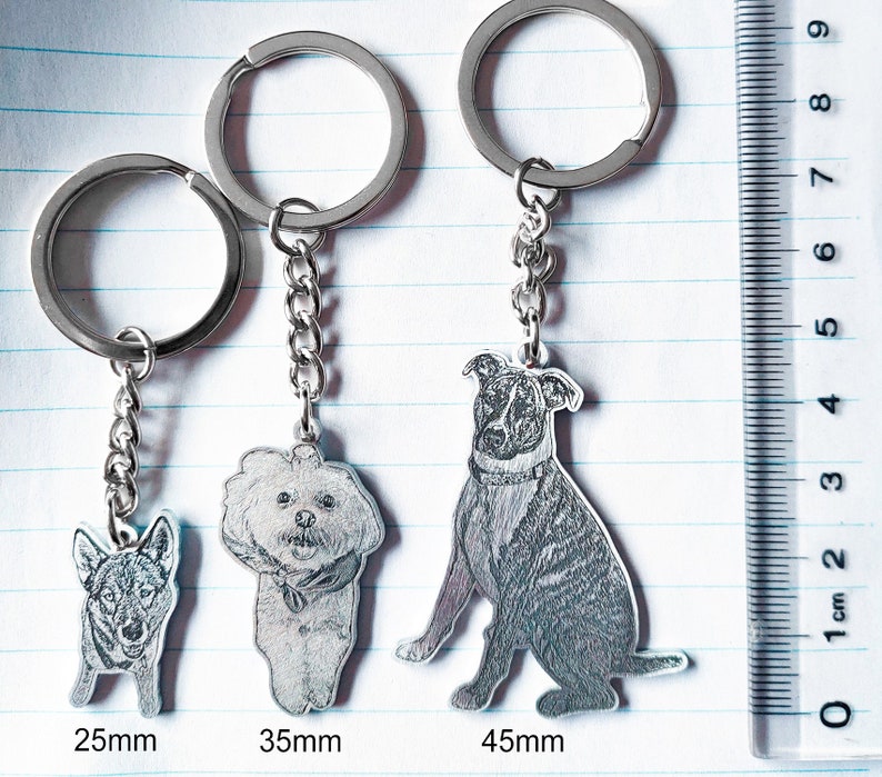 Personalized Engraved Pet Portrait Key Chain